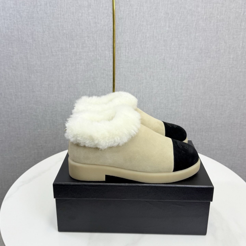 Ch**el boots